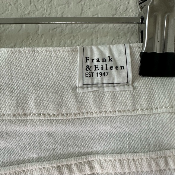 FRANK & EILEEN Cork Distressed Hem White Denim Slim Jeans SZ 26 - Picture 12 of 12